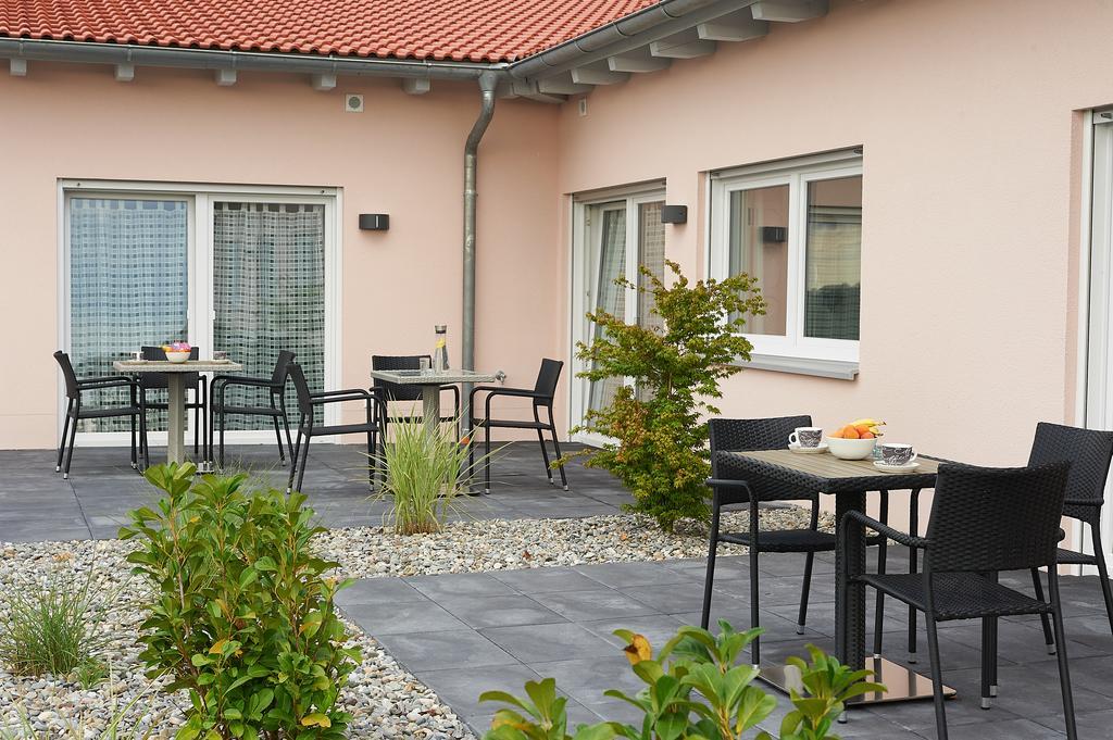 L-Appartements Burgau Esterno foto