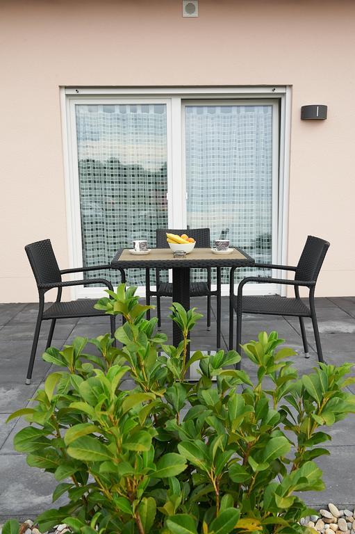 L-Appartements Burgau Esterno foto